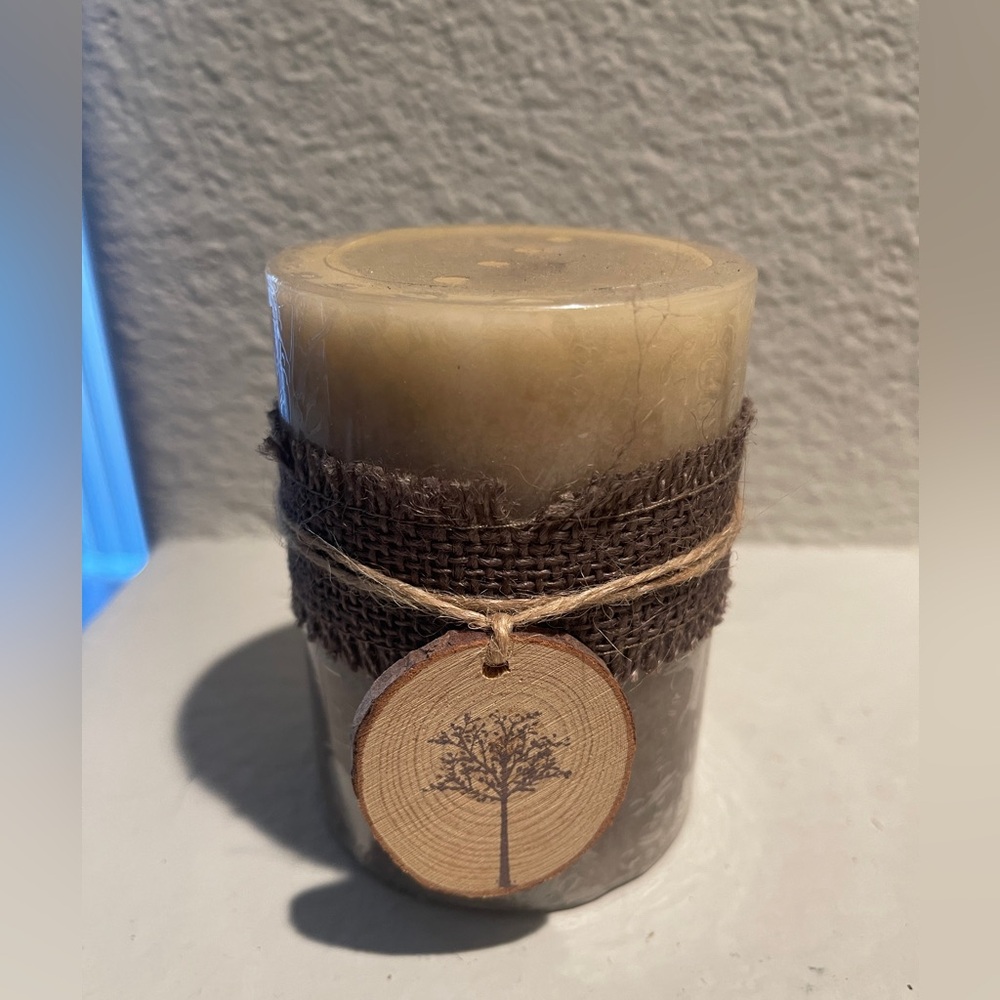 Pier 1 Rustic Woodlands Candle - Picture 2 of 3